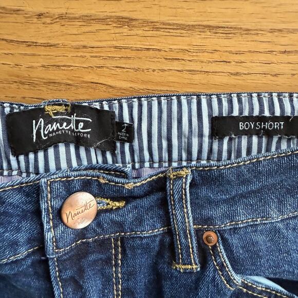 Nanette Lepore Mid Rise Denim Boy Short SZ 2 5 inch inseam Dark Stretch Classic - Picture 3 of 6